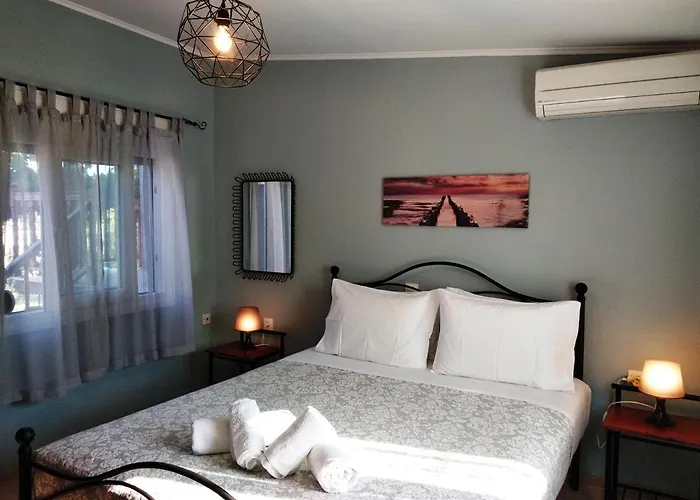 Leaves Casa de Férias *