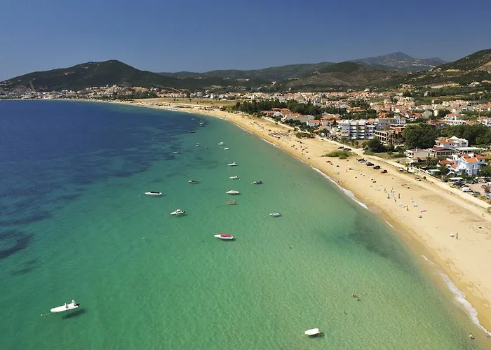 Leaves Casa de Férias *