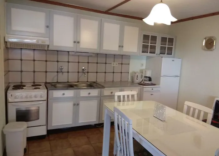 Leaves Casa de Férias Nea Iraklitsa